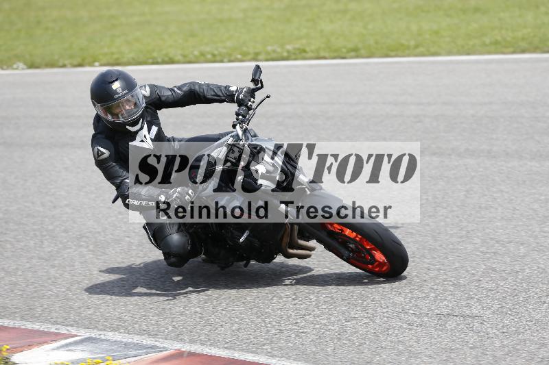 /Archiv-2024/29 12.06.2024 MOTO.CH Track Day ADR/Gruppe gelb/41